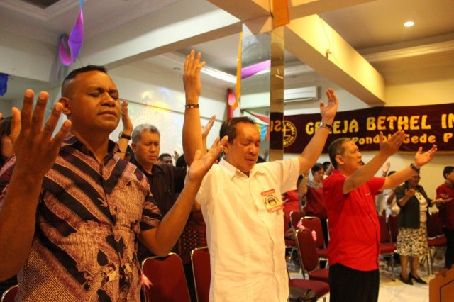 HUT GBI Pondok Gede Plaza ke 18